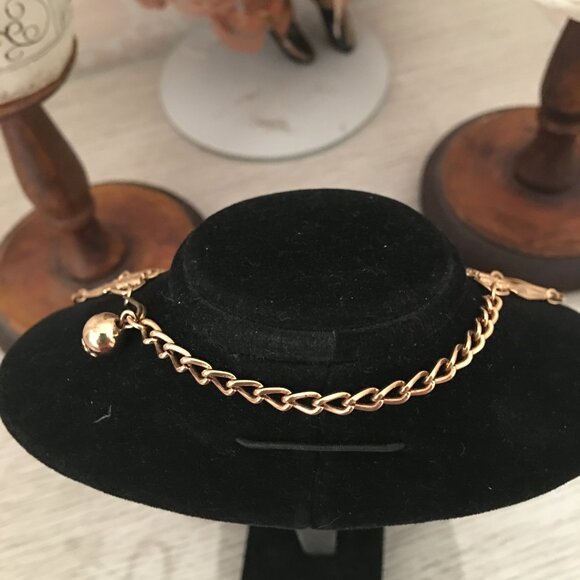 Costume Jewelry Women's Vintage Gold Triangle Necklace - Picture 2 of 4